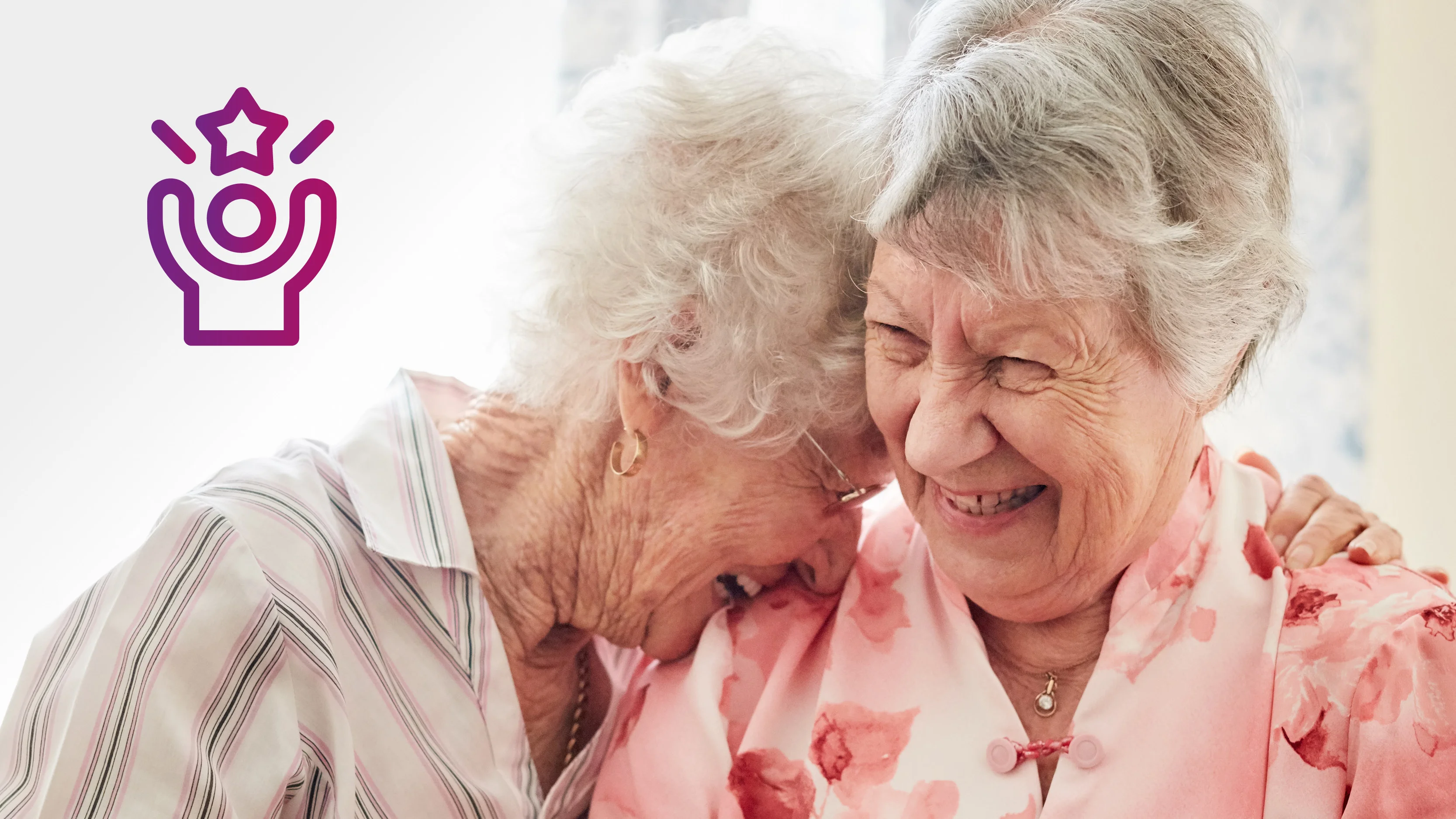 En äldre kvinna som håller ett barn